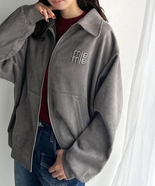 mily bilet（ミウィビレット）の「【mily bilet】柔らかタッチで重ね着にも最適♪立体刺繍デザインスエードポンチ素材ダブルジップブルゾン アウター（ブルゾン・レディース・キャメル/チャコール・X-LARGE/LARGE/MEDIUM/SMALL）」の12枚目の写真
