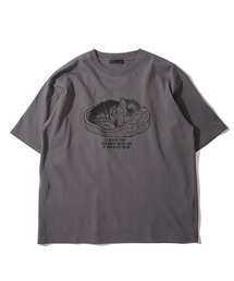TETE HOMME（テットオム）の「ネコ グラフィックプリント クルーネックTシャツ / アニマルプリントTシャツ（Tシャツ/カットソー）」