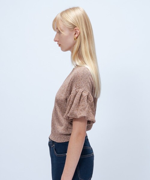 cloenc（クロエンス）の「【手洗い可】パフスリーブプルオーバー（Tシャツ/カットソー・レディース・ブラック/ダークブラウン/ベージュ・02）」の11枚目の写真