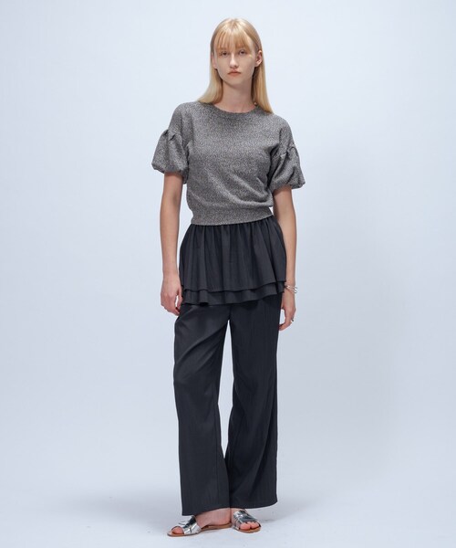 cloenc（クロエンス）の「【手洗い可】パフスリーブプルオーバー（Tシャツ/カットソー・レディース・ブラック/ダークブラウン/ベージュ・02）」の17枚目の写真