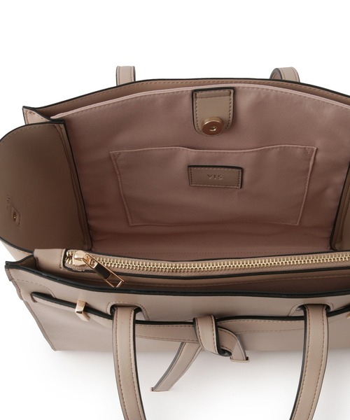 VIS（ビス）の「【新色追加】【A4収納】フラップタイトートバッグ（トートバッグ・レディース・ダークブラウン/ベージュ系その他2/ブラック・FREE）」の9枚目の写真