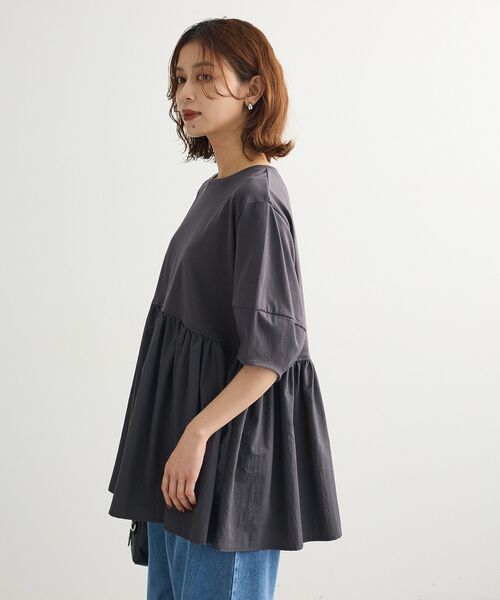 ELENCARE DUE（エレンカーレデュエ）の「・ELENCARE DUE ハイブリットTEE（Tシャツ/カットソー・レディース・ブラウン/ブラック/チャコールグレー/オフホワイト・FREE）」の6枚目の写真