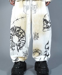 LOVE KILLER（ラブキラー）の「A'GEM/9 × .kom 『LOVE KILLER/ラブ キラー』DIRT GRAFFITI WIDE SWT PT/ダートグラフィティ ワイドスウェットパンツ（スウェットパンツ・メンズ）」