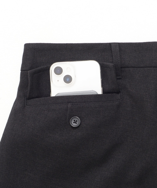 CavariA（キャバリア）の「ワイドテーパードラウザーズ（その他パンツ・メンズ・ブラック/ライトベージュ・マルチサイズ）」の15枚目の写真