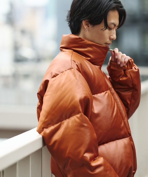 BEAMS（ビームス）の「レザーライク ダウン ブルゾン（ダウンジャケット/コート・メンズ・ブラック/ライトブラウン・XL/L/M/S）」の5枚目の写真