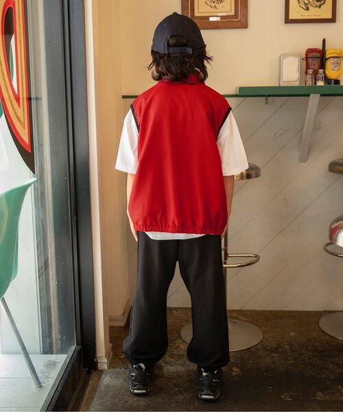 BREEZE（ブリーズ）の「【2WAY/ジュニア対応】リバーシブルジップアップベスト(セットアップ可)（ベスト・キッズ・ベージュ/ブラック・140/120/100/160）」の15枚目の写真