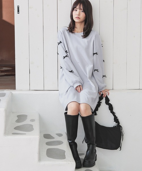 Honeys(ハニーズ)の「袖リボンワンピース(ワンピース・レディース・ラベンダー/ブラック/グレー・L/LL/M/S)」の10枚目の写真