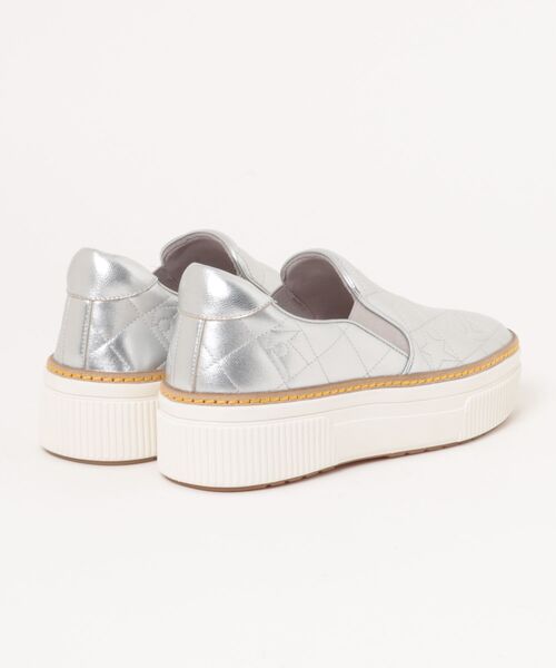 tsumori chisato WALK(ツモリチサトウォーク)の「厚底キルティングスリッポンスニーカー(スニーカー・レディース・ブラック/アイボリー/シルバー・22.5cm/23.5cm/24.0cm/24.5cm/23.0cm)」の4枚目の写真