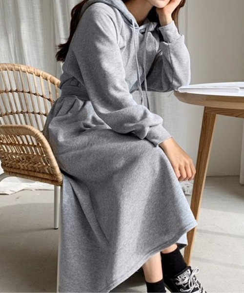 AMAJI(アマジ)の「パーカーワンピース(ワンピース・レディース・グレー/ブラック・MEDIUM/LARGE/X-LARGE/XX-LARGE)」の3枚目の写真