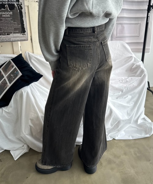 SHAGGIE(シャギー)の「【ViVi掲載】アイレット付きバギーワイドデニムパンツ(デニムパンツ・レディース・ブラック/ブルー・SMALL/LARGE/MEDIUM)」の22枚目の写真