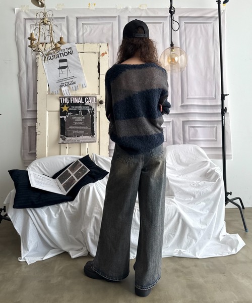 SHAGGIE(シャギー)の「【ViVi掲載】アイレット付きバギーワイドデニムパンツ(デニムパンツ・レディース・ブラック/ブルー・SMALL/LARGE/MEDIUM)」の12枚目の写真