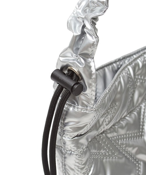 ROSE BUD（ローズバッド）の「STITCHED STAR SHOULDER BAG（ショルダーバッグ・レディース・ブラック/シルバー・ONE SIZE）」の12枚目の写真