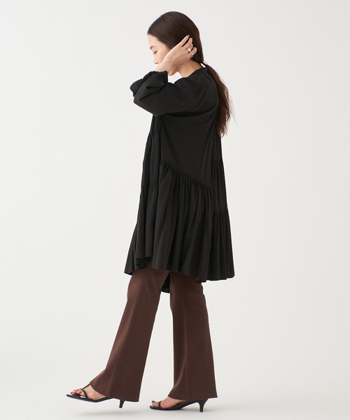 B.C STOCK(ベーセーストック)の「【WEB+一部店舗限定】ウェーブメタルバレッタ(ネックレス・レディース・シルバー/ゴールド・FREE)」の4枚目の写真