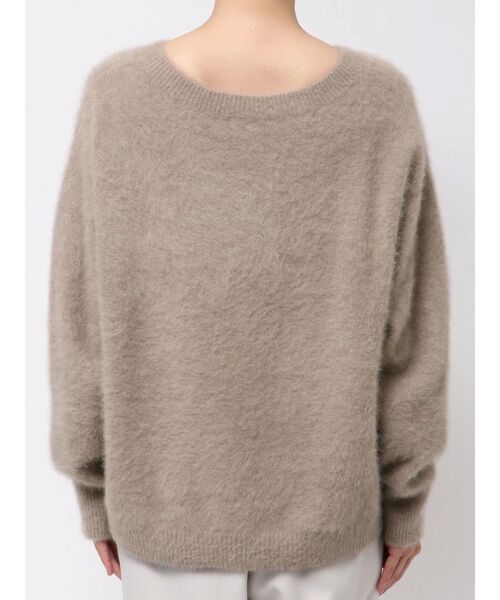 TONAL（トーナル）の「PREMIUM FOX×CASHMERE Vネックプルオーバー（ニット/セーター・レディース・ベージュ/ピンク/ライトブルー/オフホワイト/グレー・MEDIUM）」の8枚目の写真