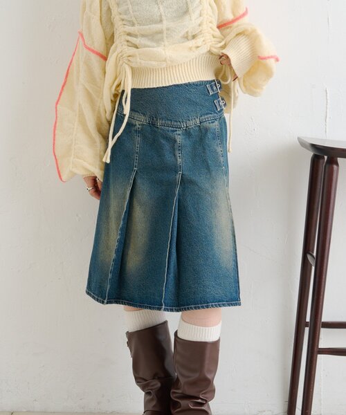 w closet（ダブルクローゼット）の「ダブルベルトミディスカート（スカート・レディース・ブルー/レッド/グリーン・FREE）」の13枚目の写真