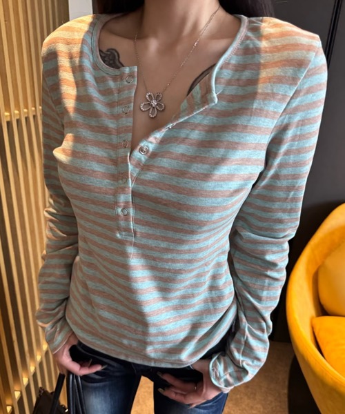 DIAVEL（ディアベル）の「【3色展開】ストレッチボーダートップス／フィットシルエット（Tシャツ/カットソー・レディース・グレー/ブルー/ピンク・M）」の11枚目の写真