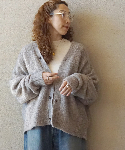 JOURNAL STANDARD LUXE(ジャーナルスタンダード ラックス)の「ブークレー Vネックカーディガン(カーディガン/ボレロ・レディース・ベージュ/チャコールグレー・FREE)」の11枚目の写真