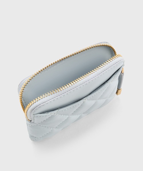 CHARLES & KEITH（チャールズ & キース）の「Alva アルヴァ キルティング トップジップ カードホルダー（カードケース・レディース・ブルーグラス/ブラック/シルバー系その他・XXS）」の17枚目の写真