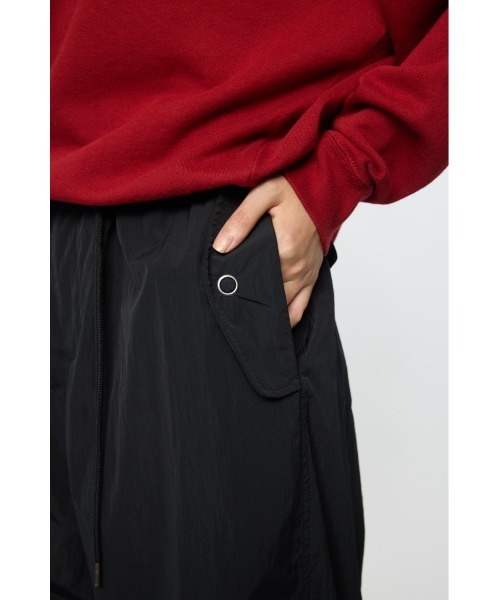 MOUSSY（マウジー）の「OVER カーゴパンツ（カーゴパンツ・レディース・ブラウン/ブラック・1/2）」の11枚目の写真