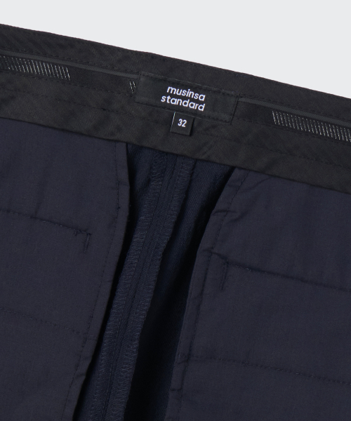 MUSINSA STANDARD（ムシンサスタンダード）の「クールタッチツーピンタックワイドヒドゥンバンディングスラックス[ネイビー]（スラックス・メンズ・その他・29/30/31/32/33/34/36/38/40/42/26/27/28）」の5枚目の写真