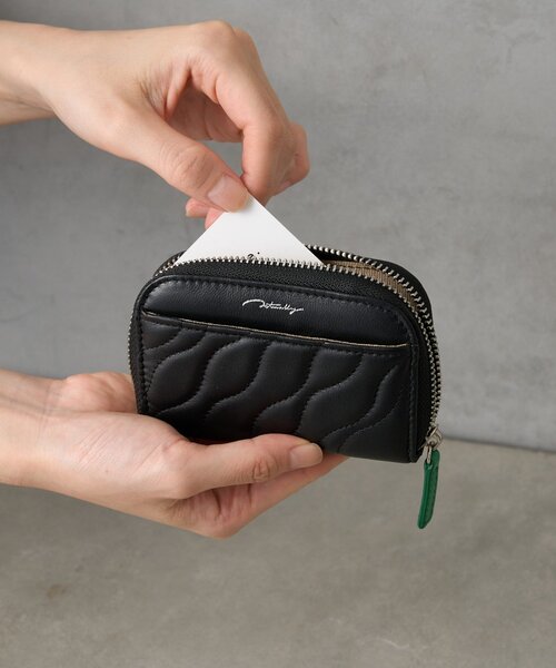 BIRTHDAY BAR（バースデイバー）の「本革キルティングカードケース（カードケース・レディース・ベージュ/ブラック・0）」の2枚目の写真