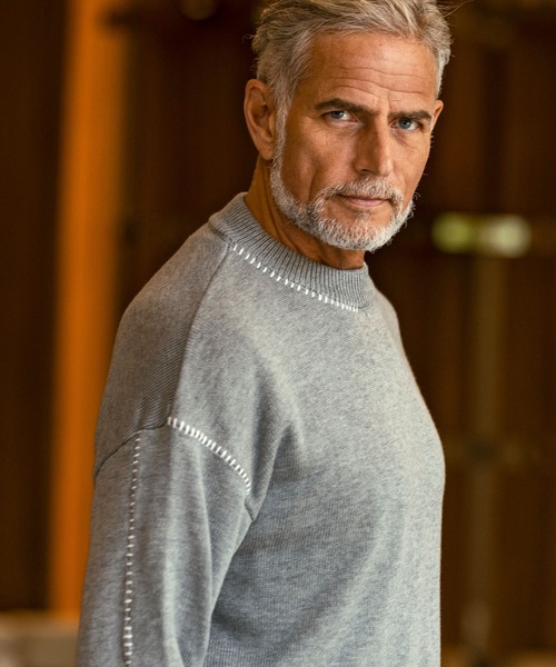 AKM Contemporary(エイケイエムコンテンポラリー)の「【WEB・直営店限定】AKM Contemporary(エイケイエムコンテンポラリー)ステッチデザイン クルーネックニット(保温性/通気性)(ニット/セーター・メンズ・ブラック/グレー・M/L/XL)」の15枚目の写真