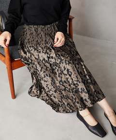 レオパードジャガードシャーリングスカート（スカート）｜VERMEIL par