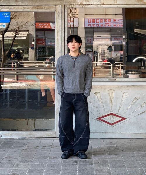 JUAN HOMME(ジュアンオム)の「ツイストデニムパンツ(ブラック)(デニムパンツ・メンズ・その他・SMALL/MEDIUM/LARGE)」の18枚目の写真