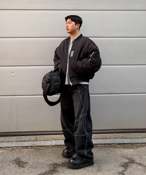 JUAN HOMME(ジュアンオム)の「ツイストデニムパンツ(ブラック)(デニムパンツ・メンズ・その他・SMALL/MEDIUM/LARGE)」の21枚目の写真