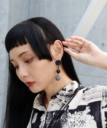 BLACKボールデザインピアス