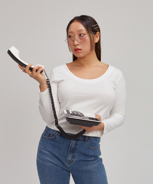 SALON DE YOHN(サロンドヨーン)の「U-neck Basic T_ White(Tシャツ/カットソー・レディース・その他・LARGE/MEDIUM/SMALL)」の2枚目の写真