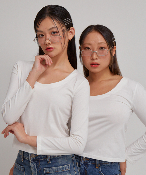 SALON DE YOHN(サロンドヨーン)の「U-neck Basic T_ White(Tシャツ/カットソー・レディース・その他・LARGE/MEDIUM/SMALL)」の4枚目の写真