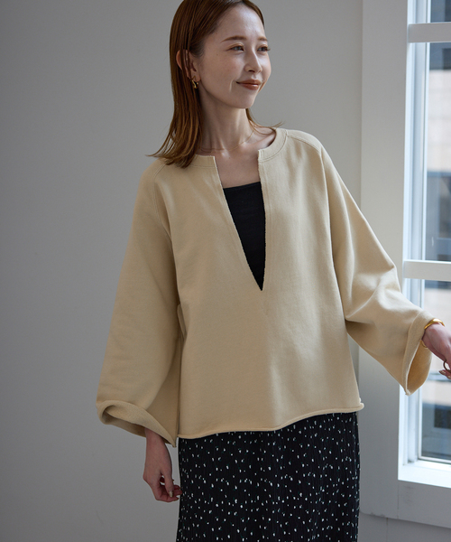 SLOBE IENA（スローブイエナ）の「裏毛スキッパープルオーバー（スウェット・レディース・ピンク系その他/グレー/ベージュ・FREE）」の11枚目の写真