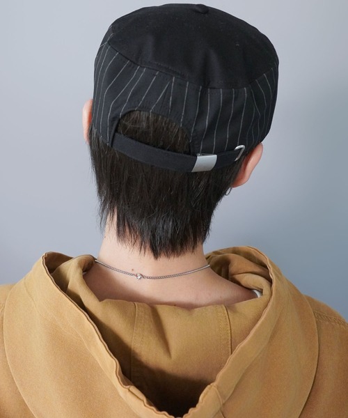 SPINNS(スピンズ)の「ピルボックスキャップ/ピンストライプ/ワンポイント刺繍ロゴ/ユニセックス(キャップ・メンズ・ブラック/グレー・ONESIZE)」の13枚目の写真