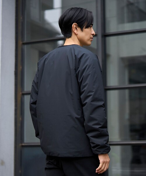 coen（コーエン）の「ウィンドブロックノーカラーカーデ【撥水、防風、抗菌防臭（中綿）】（その他アウター・メンズ・ブラック/ベージュ/ダークグレー・S/M/L/XL）」の5枚目の写真