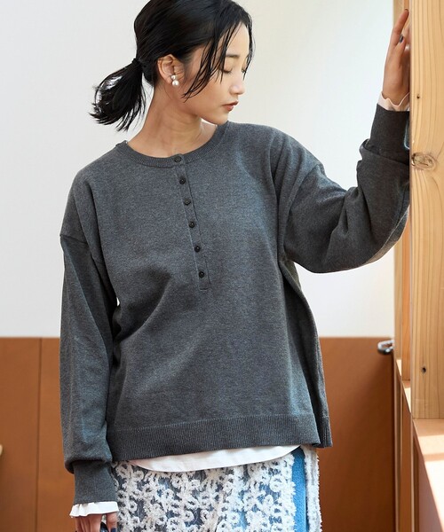 coen(コーエン)の「【新色登場/セットアイテム】2wayヘンリーネックニットセット(WEB限定カラーあり)(ニット/セーター・レディース・ダークグレー/ライム/ピンク/ライトグレー/ブラック/ロイヤルブルー/レッド/ブラウン/その他1/その他2・L/M)」の9枚目の写真