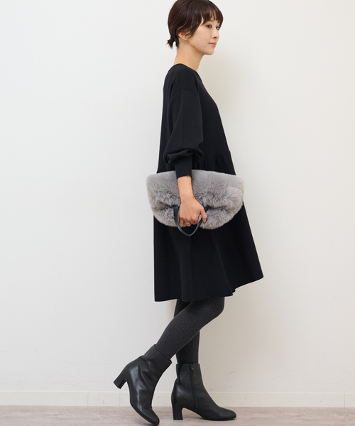 JOURNAL STANDARD relume（ジャーナルスタンダード　レリューム）の「《WEB限定追加》ウォッシャブルペプラムチュニック（チュニック・レディース・チャコールグレー/ブラック・FREE）」の4枚目の写真