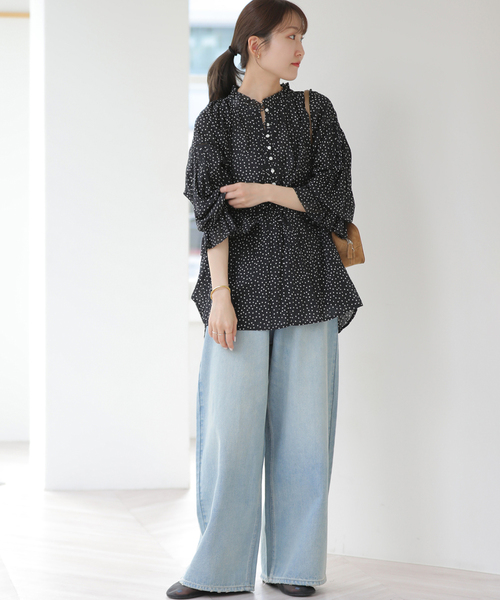 JOURNAL STANDARD relume(ジャーナルスタンダード レリューム)の「コットンボイルクリンクルタックフリルプルオーバー(ドット柄)(シャツ/ブラウス・レディース・ブラック・FREE)」の3枚目の写真