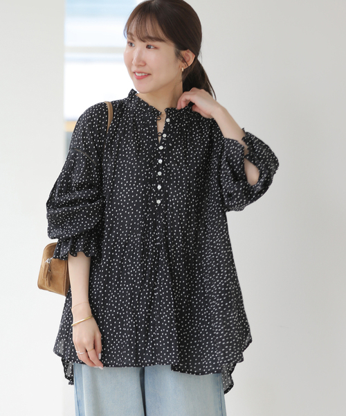 JOURNAL STANDARD relume(ジャーナルスタンダード レリューム)の「コットンボイルクリンクルタックフリルプルオーバー(ドット柄)(シャツ/ブラウス・レディース・ブラック・FREE)」の7枚目の写真