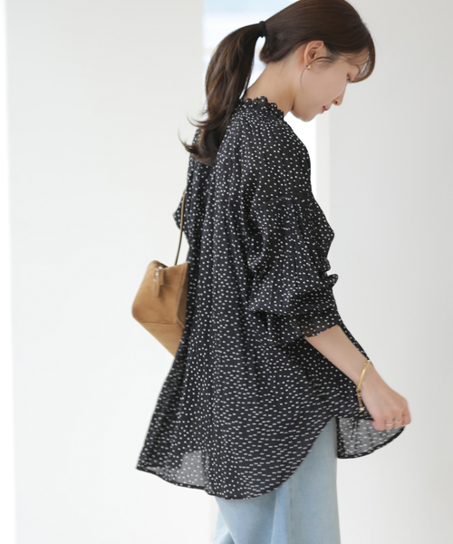 JOURNAL STANDARD relume(ジャーナルスタンダード レリューム)の「コットンボイルクリンクルタックフリルプルオーバー(ドット柄)(シャツ/ブラウス・レディース・ブラック・FREE)」の10枚目の写真