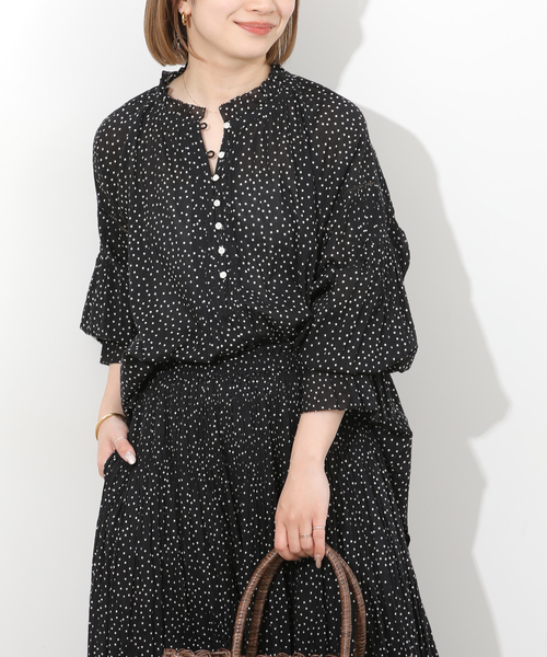 JOURNAL STANDARD relume(ジャーナルスタンダード レリューム)の「コットンボイルクリンクルタックフリルプルオーバー(ドット柄)(シャツ/ブラウス・レディース・ブラック・FREE)」の16枚目の写真