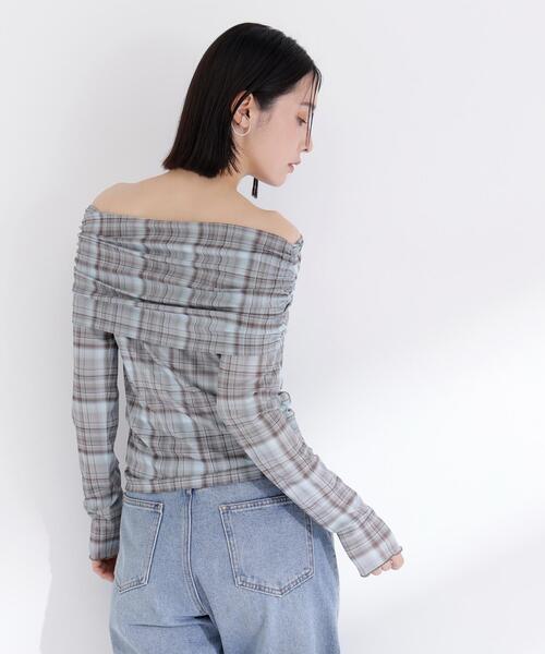 NATURAL BEAUTY BASIC（ナチュラルビューティーベーシック）の「◇シアーチェックオフショルトップス（Tシャツ/カットソー・レディース・グレー系その他/グリーン系その他3・FREE）」の19枚目の写真
