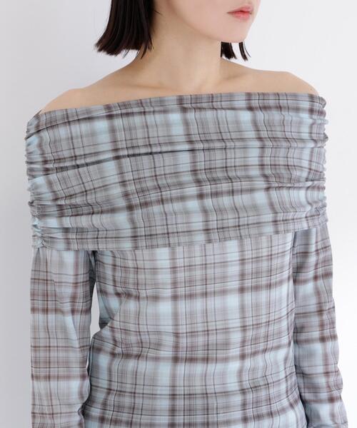 NATURAL BEAUTY BASIC（ナチュラルビューティーベーシック）の「◇シアーチェックオフショルトップス（Tシャツ/カットソー・レディース・グレー系その他/グリーン系その他3・FREE）」の21枚目の写真