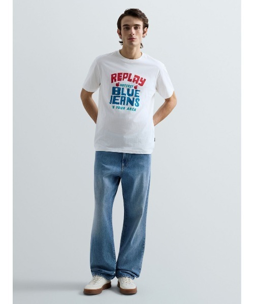 REPLAY(リプレイ)の「ベーシックジャージーヘリテイジプリント Tシャツ(Tシャツ/カットソー・メンズ・ホワイト・LARGE/MEDIUM/SMALL/X-LARGE)」の2枚目の写真