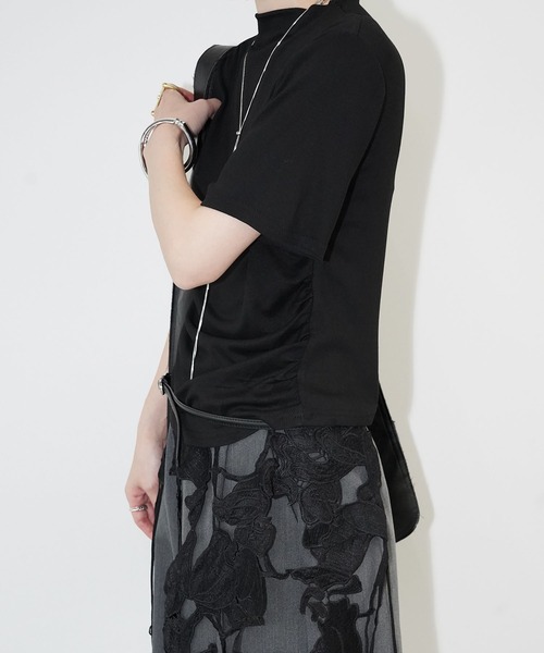 chuclla(チュクラ)の「アシンメトリードレープトップス chw26s079(Tシャツ/カットソー・レディース・ホワイト/ブラック・FREE)」の12枚目の写真