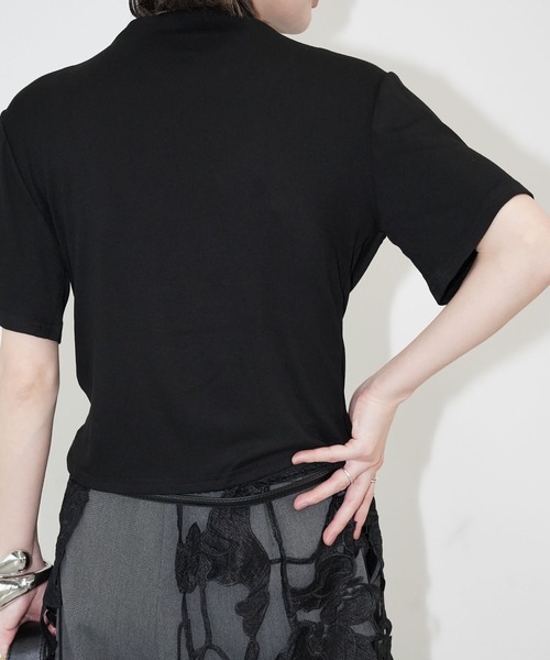 chuclla(チュクラ)の「アシンメトリードレープトップス chw26s079(Tシャツ/カットソー・レディース・ホワイト/ブラック・FREE)」の14枚目の写真