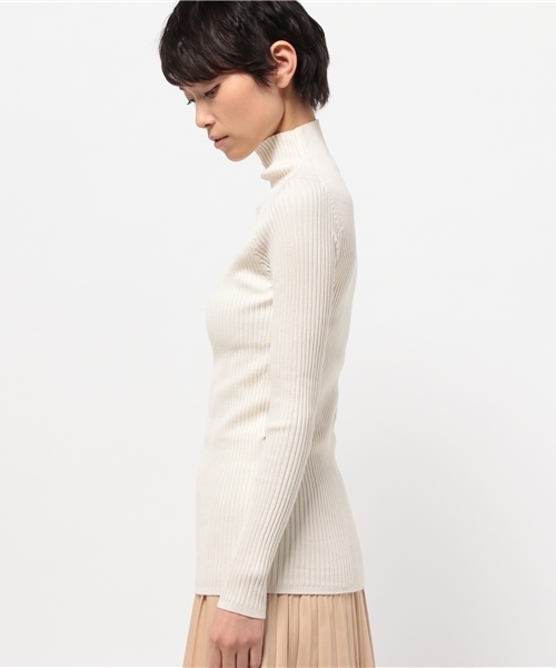 OUTLET（アウトレット）の「【WHO'S WHO gallery】AMリブニット（ニット/セーター・レディース・オフホワイト/ワイン/グリーン・FREE）」の8枚目の写真