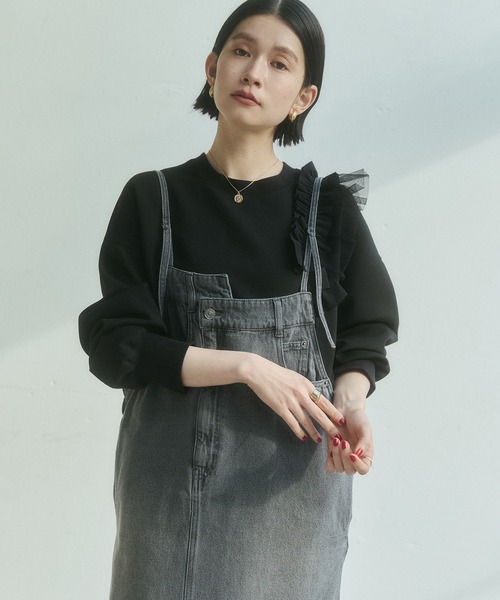 hunch(ハンチ)の「ライトダンボール アシメフリルトップス(スウェット・レディース・ダークカーキ/ブラック・FREE)」の7枚目の写真