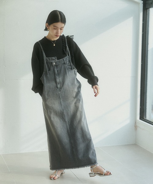 hunch(ハンチ)の「ライトダンボール アシメフリルトップス(スウェット・レディース・ダークカーキ/ブラック・FREE)」の9枚目の写真