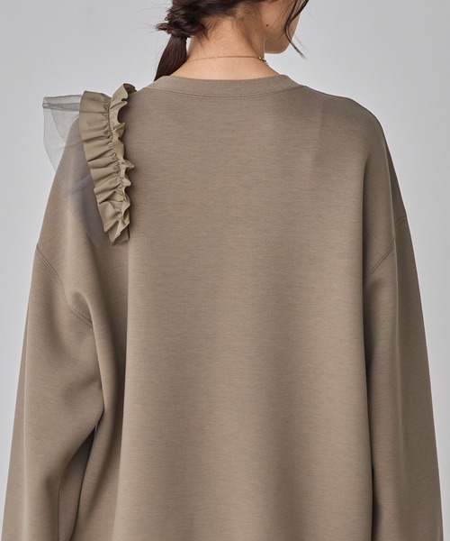 hunch(ハンチ)の「ライトダンボール アシメフリルトップス(スウェット・レディース・ダークカーキ/ブラック・FREE)」の22枚目の写真